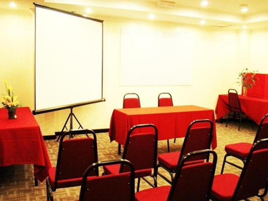 Adel Hotel Kota Kinabalu Exterior foto