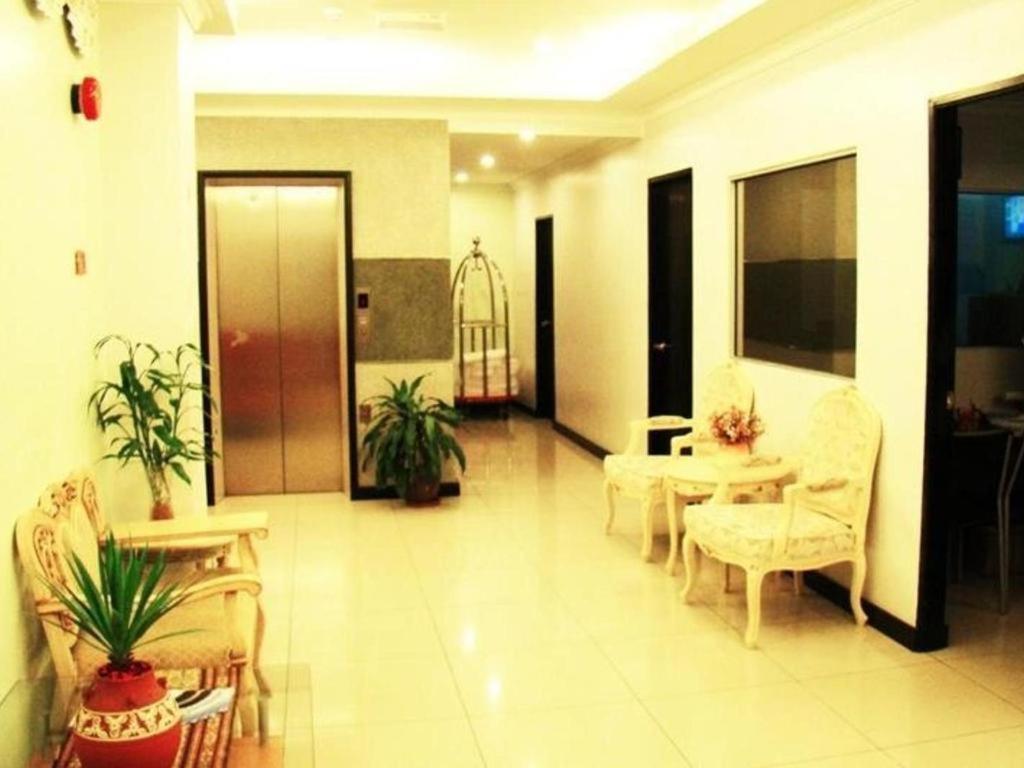 Adel Hotel Kota Kinabalu Exterior foto